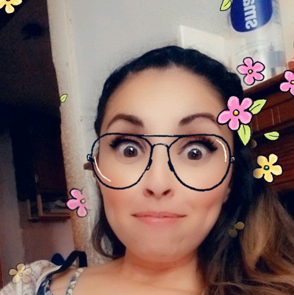 Meet your Posher, Monika